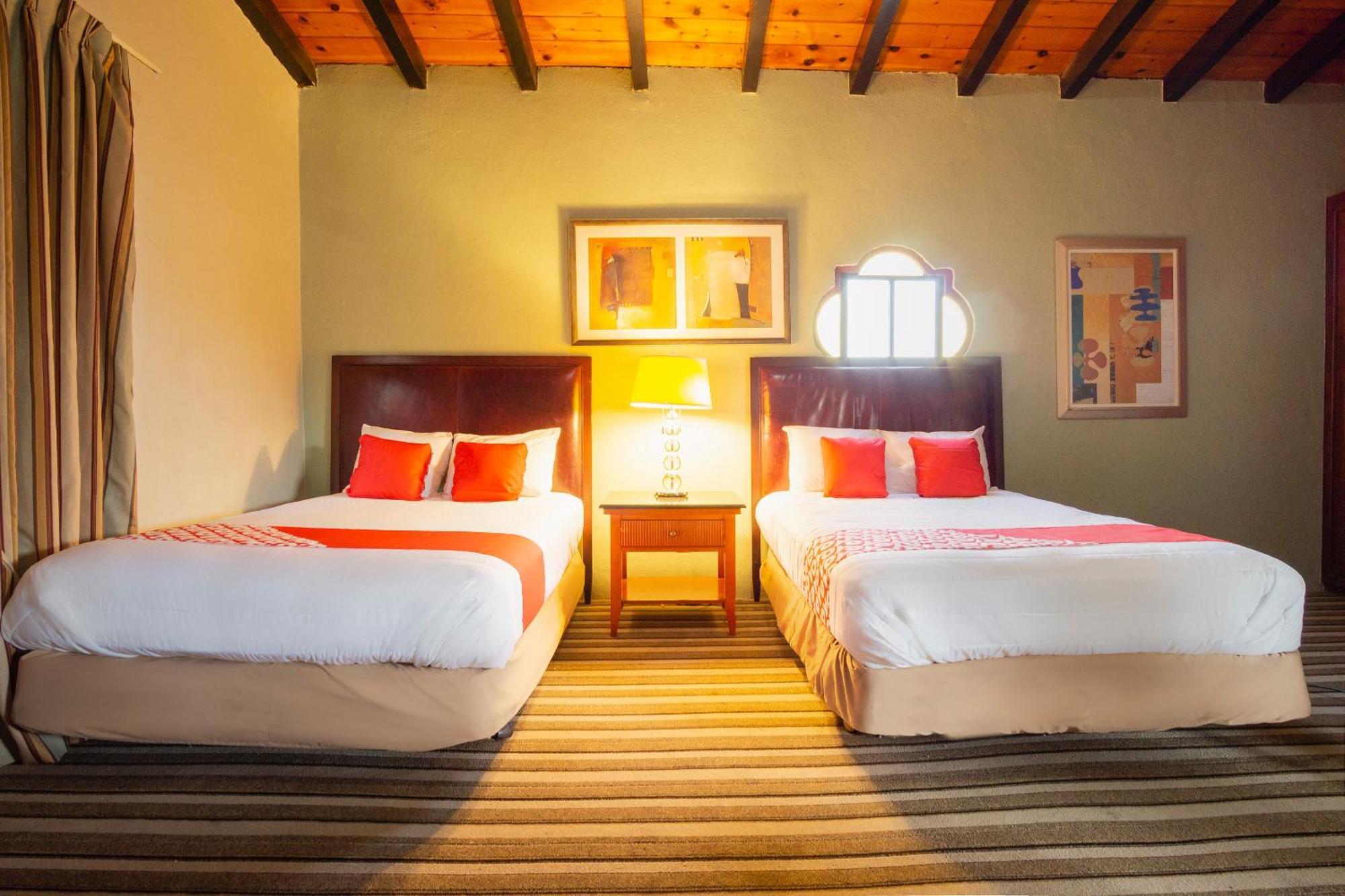 Oyo Hotel Hacienda Don Luis, Rosarito Exterior photo A room at the hotel